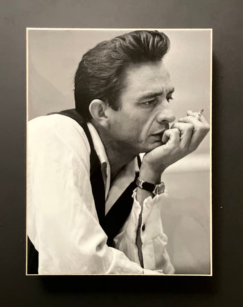 JOHNNY CASH - pensive