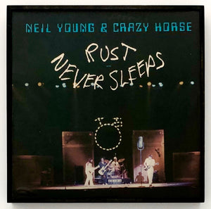 NEIL YOUNG - Rust Never Sleeps