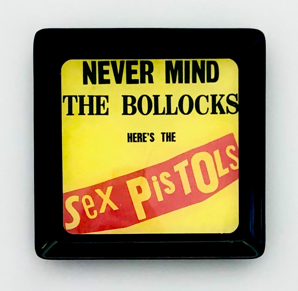 SEX PISTOLS - Never Mind the Bullocks